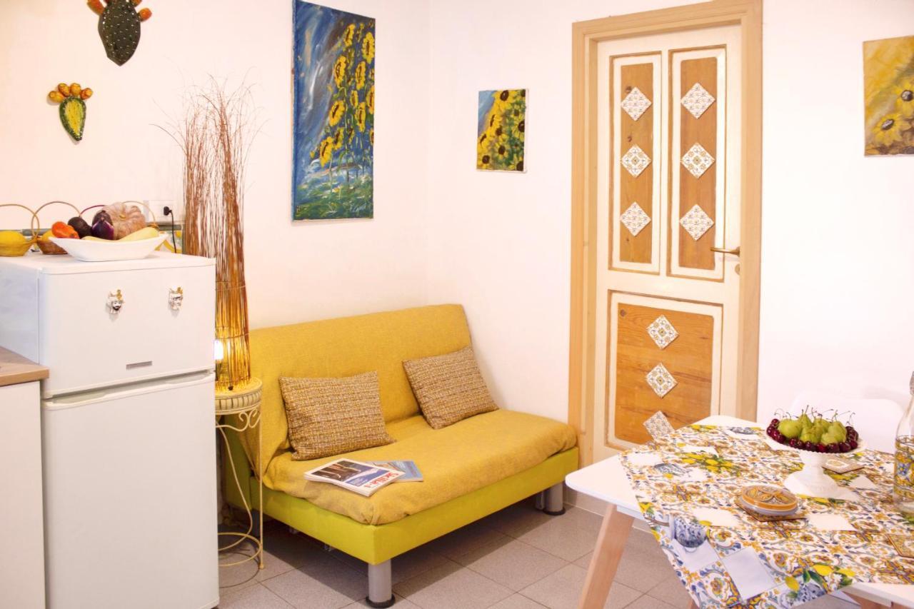 Bilocale Holiday Taormina Centro公寓 外观 照片
